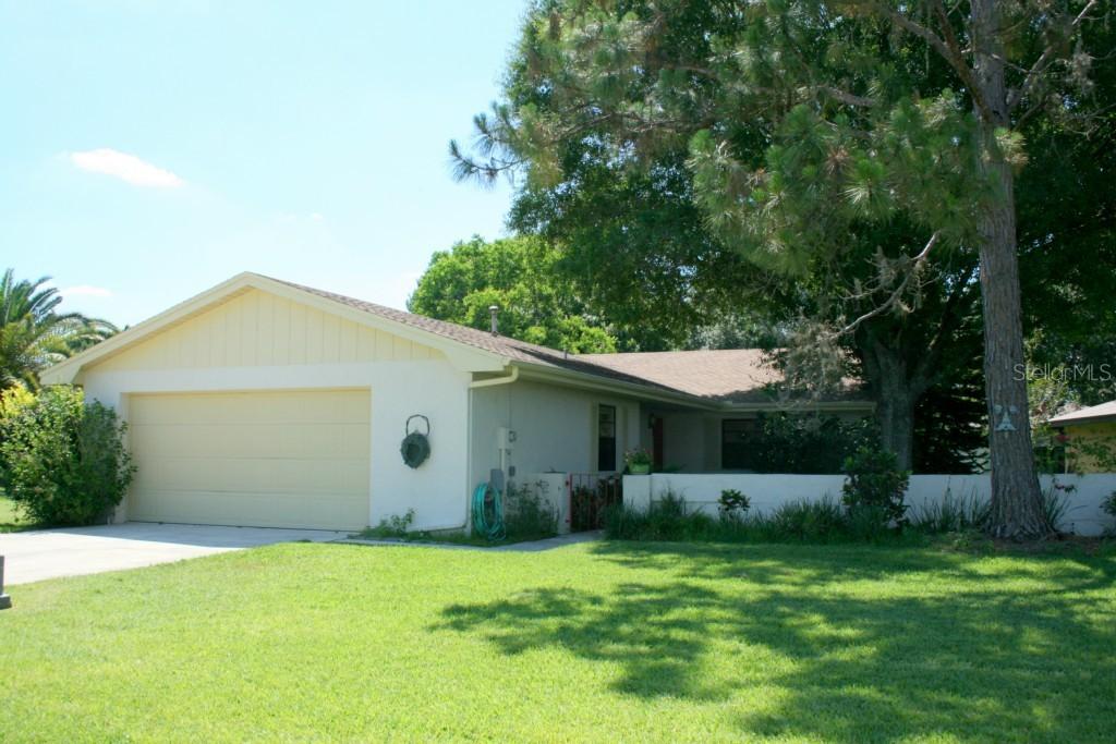 615 Wexford Ct., Winter Haven, FL 33884