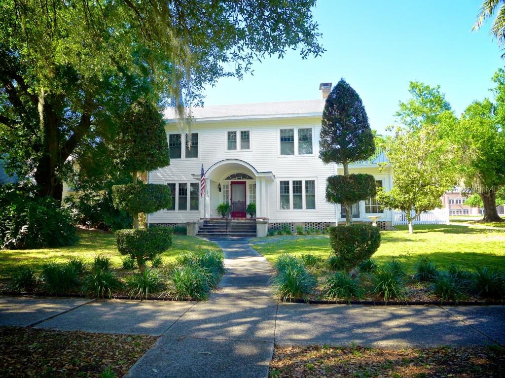233 E Sessoms Ave., Lake Wales, FL 33853