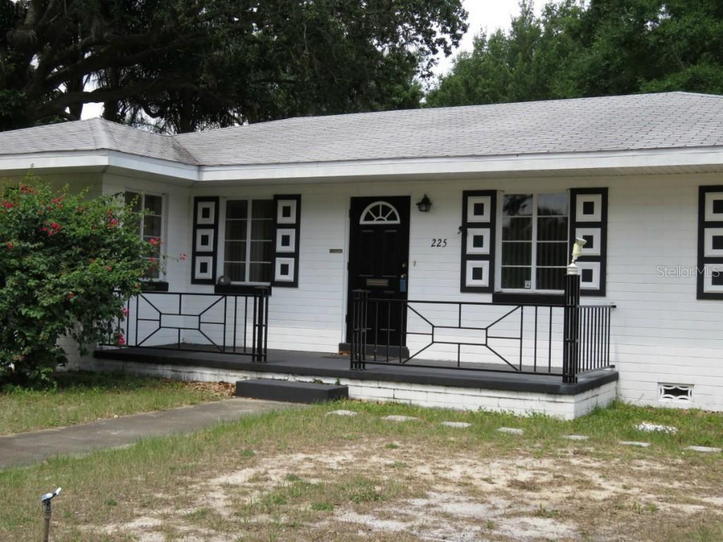 225 8th St., Winter Haven, FL 33880