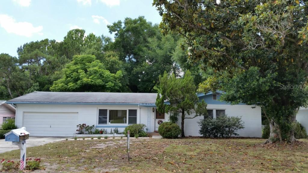 902 Avenue V, Winter Haven, FL 33880