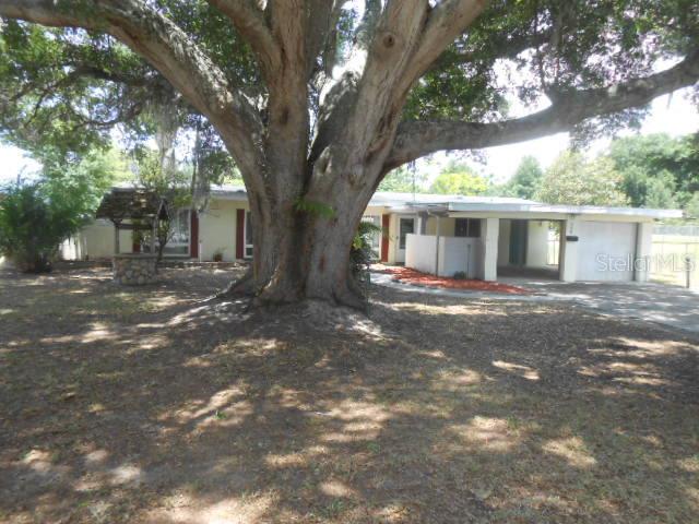 895 13th Ct., Winter Haven, FL 33881