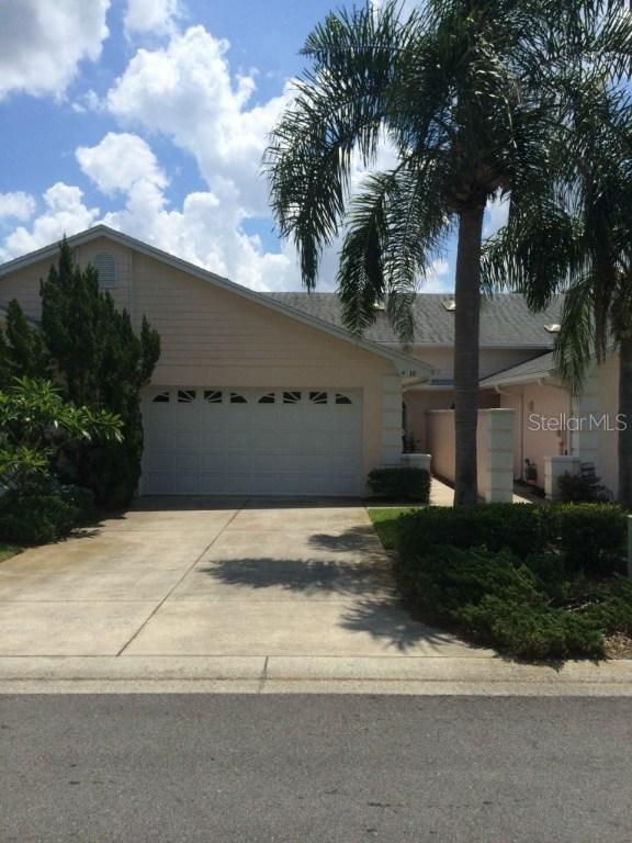 30 Enclave Dr, Winter Haven, FL 33884