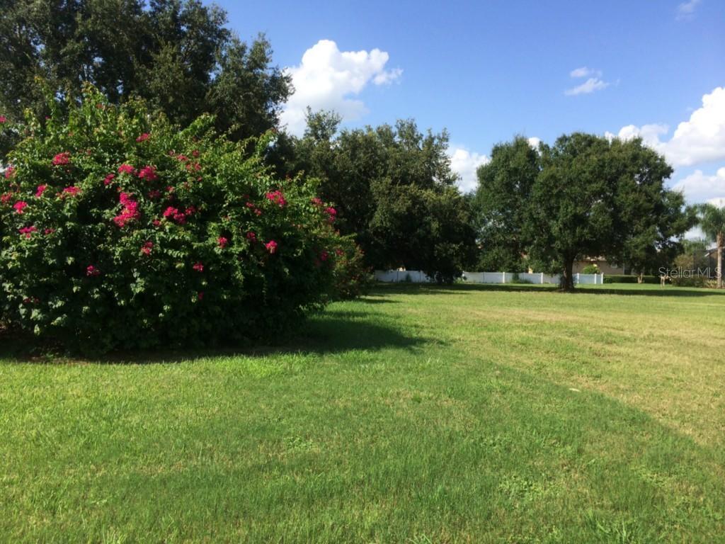 9468 Waterford Oaks Dr., Winter Haven, FL 33884