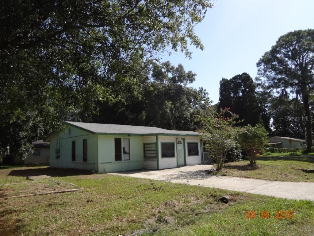 2410 Pinewood Dr., Auburndale, FL 33823
