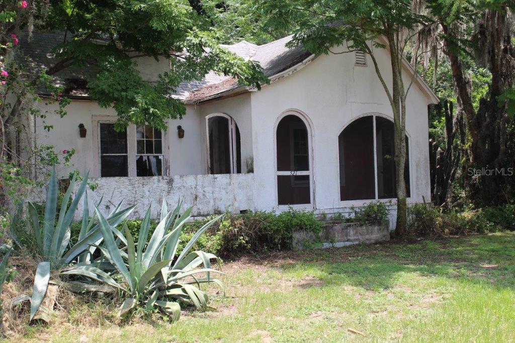 521 S Scenic Hwy., Lake Wales, FL 33853