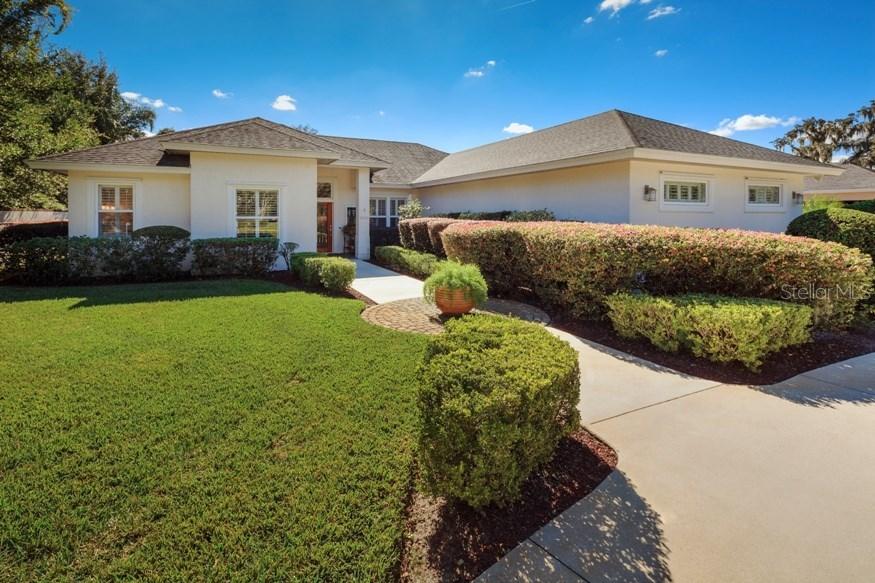 2609 Wyndsor Oaks Ct., Winter Haven, FL 33884