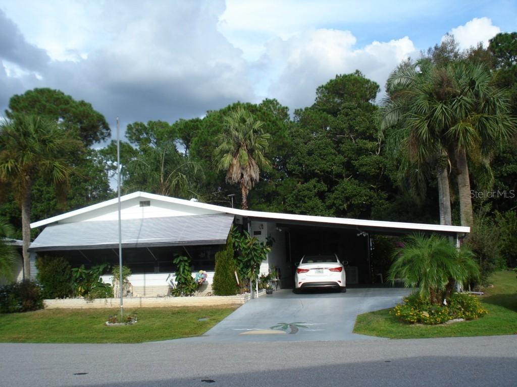 6557 Chinaberry Dr., Winter Haven, FL 33881