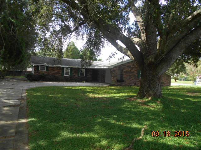 2024 Overlook Dr., Winter Haven, FL 33884