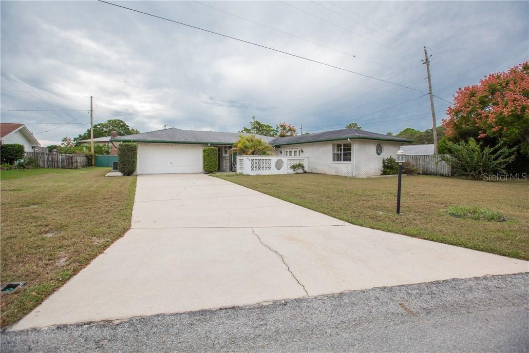 413 Coleman Dr., Winter Haven, FL 33884