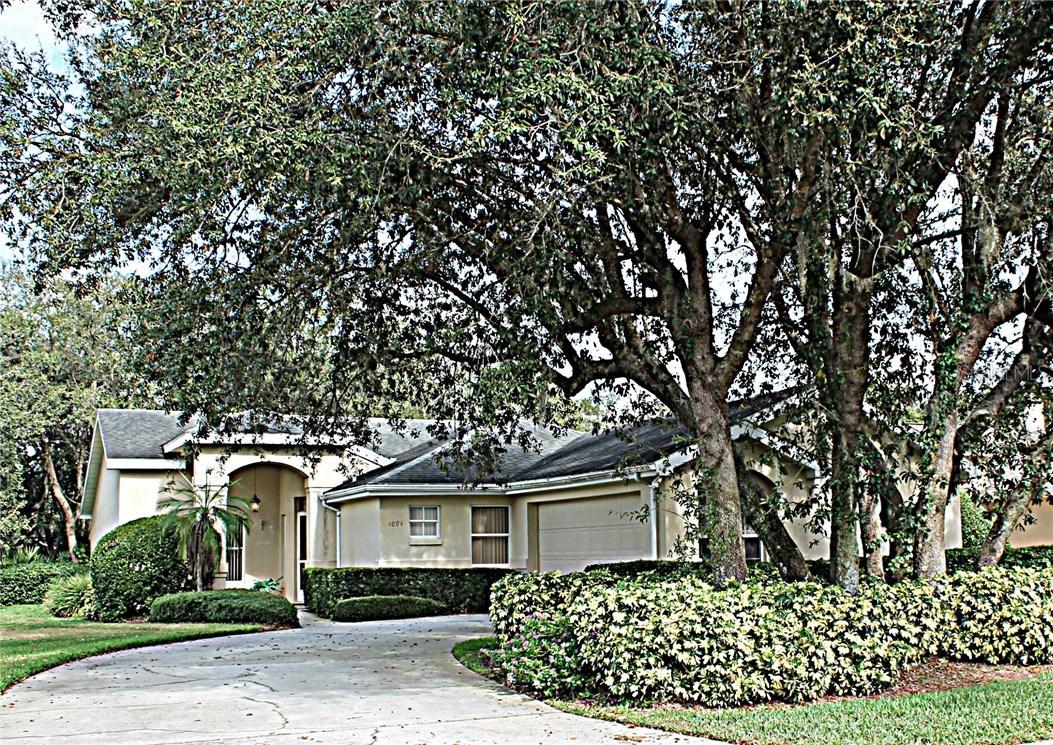 1094 Tequesta Tr., Lake Wales, FL 33898