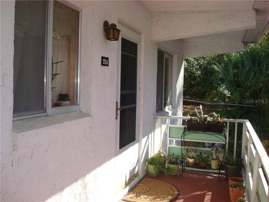 1100 Martinique Dr. #214, Winter Haven, FL 33884