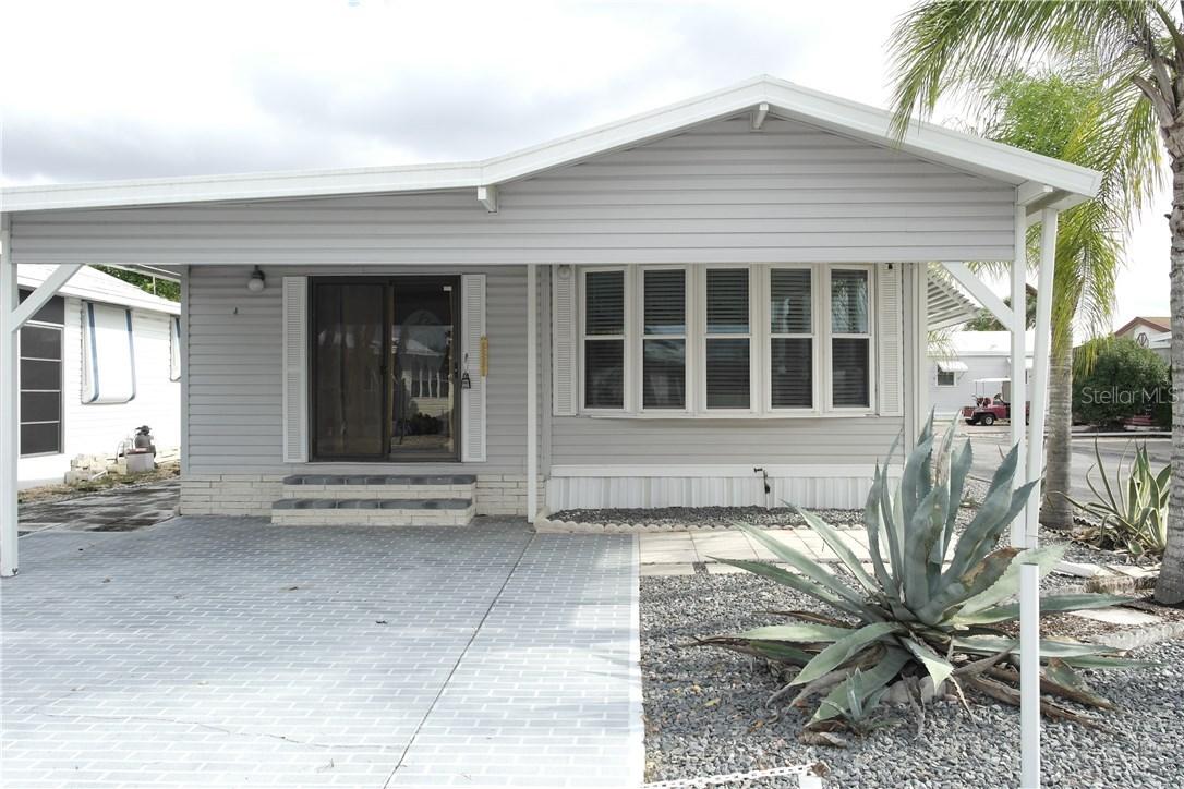 306 Pansy St., Davenport, FL 33837