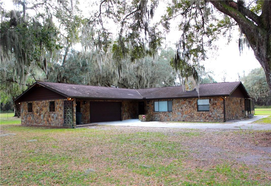 1529 Old Combee Rd., Lakeland, FL 33805