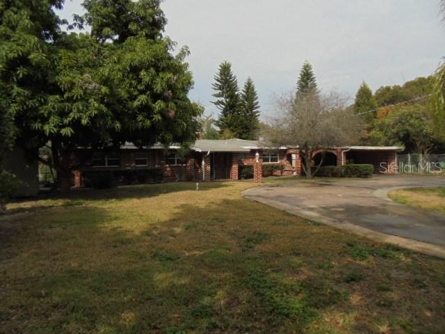 109 Lake Ariana Blvd., Auburndale, FL 33823