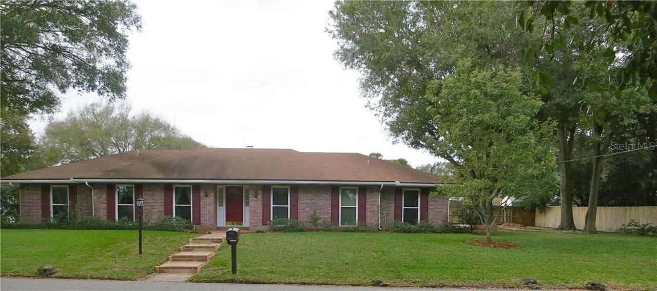 205 Lake Ring Dr., Winter Haven, FL 33884