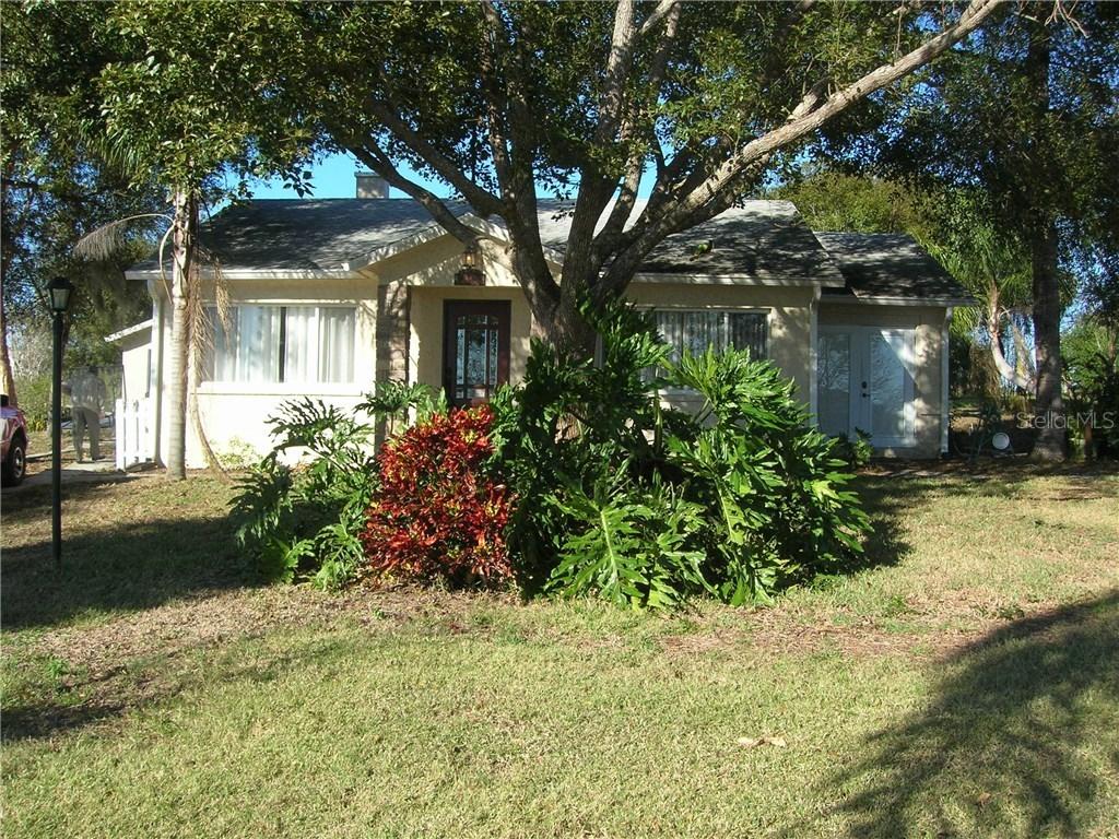 1036 Saint Anne Shrine Rd., Lake Wales, FL 33898