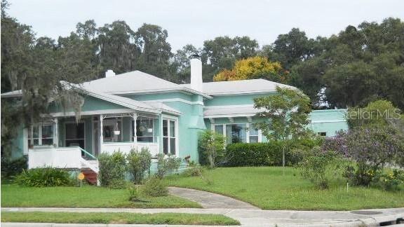 1608 N Lake Howard Dr., Winter Haven, FL 33881