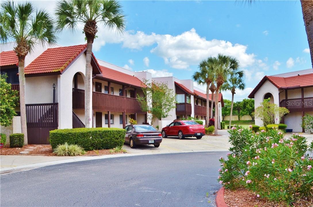 5202 Village Ct. #E-22, Lake Wales, FL 33898