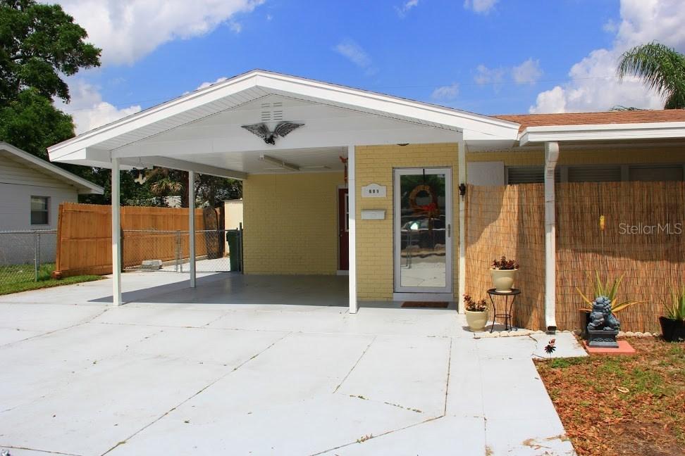 691 Avenue G, Winter Haven, FL 33880