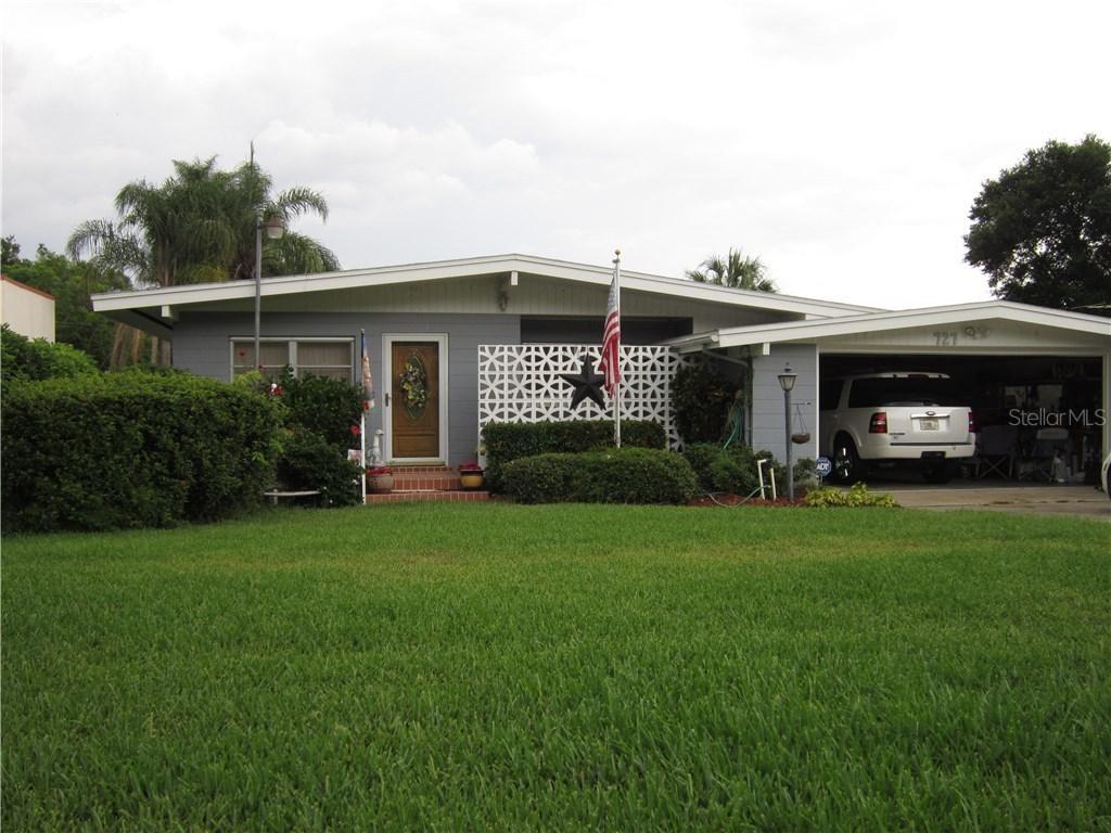 727 Carlton Ave., Lake Wales, FL 33853