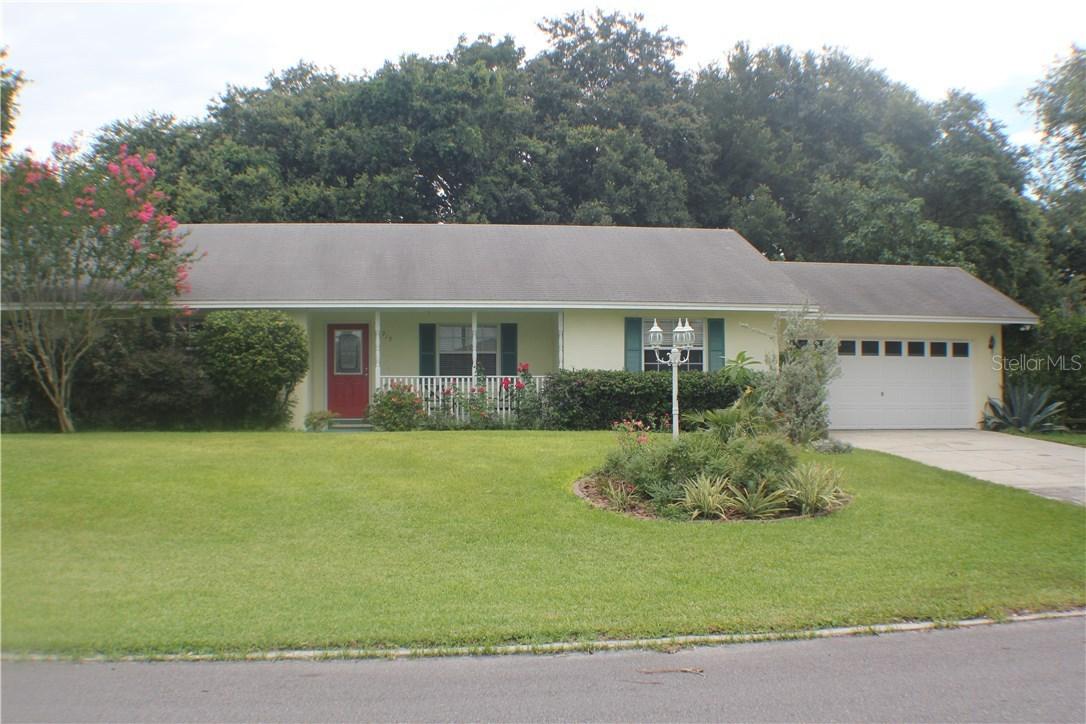 919 Van Dr., Auburndale, FL 33823