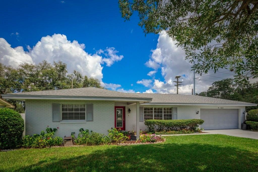 100 Whittier Ln., Winter Haven, FL 33884