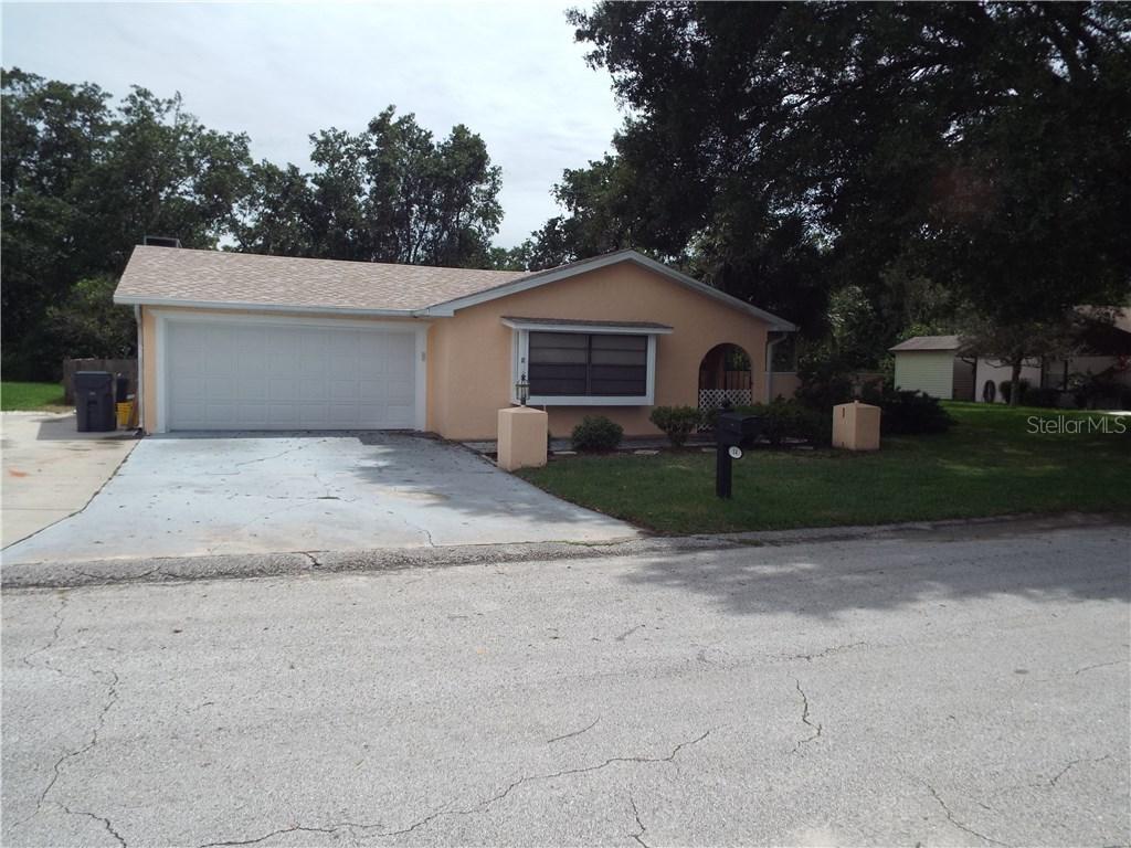 14 Sandalwood Dr., Davenport, FL 33837