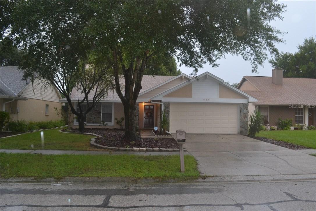 1422 High Knoll Dr., Brandon, FL 33511