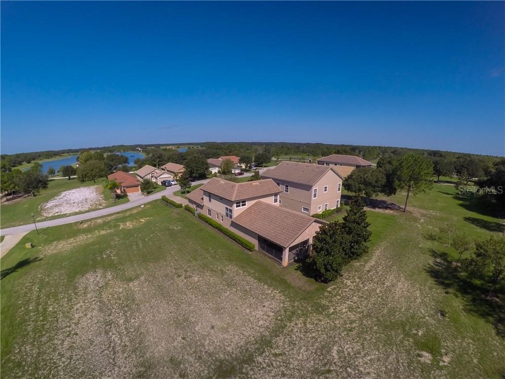 20124 Sunset Landing Dr., Groveland, FL 34736