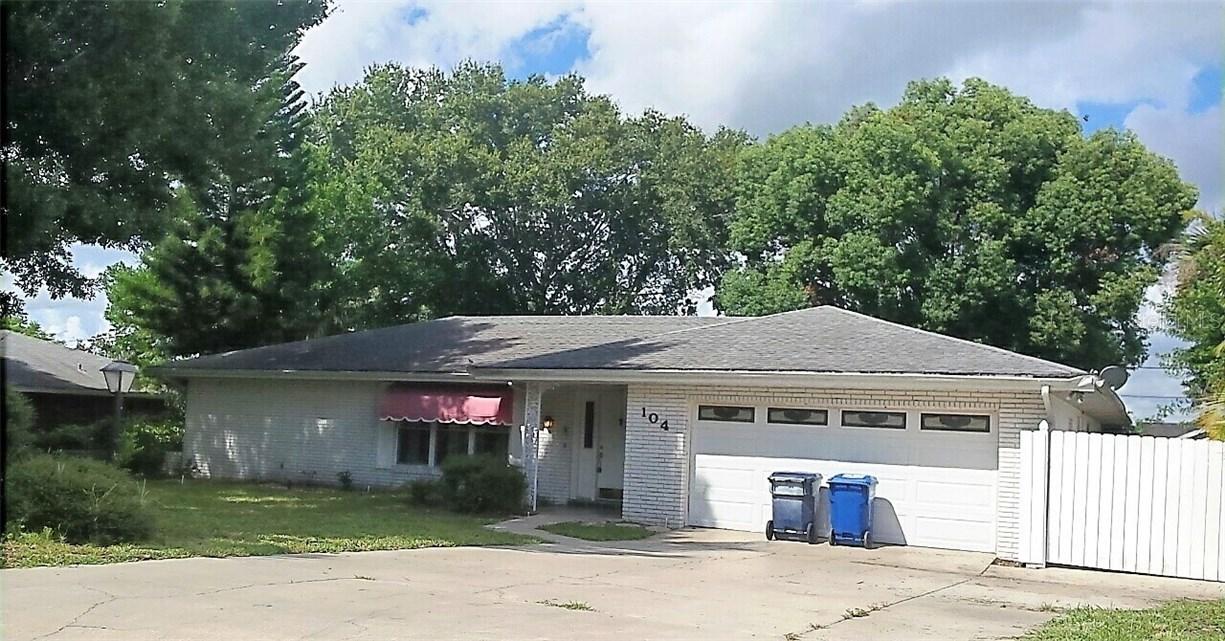104 Perry Ave., Auburndale, FL 33823