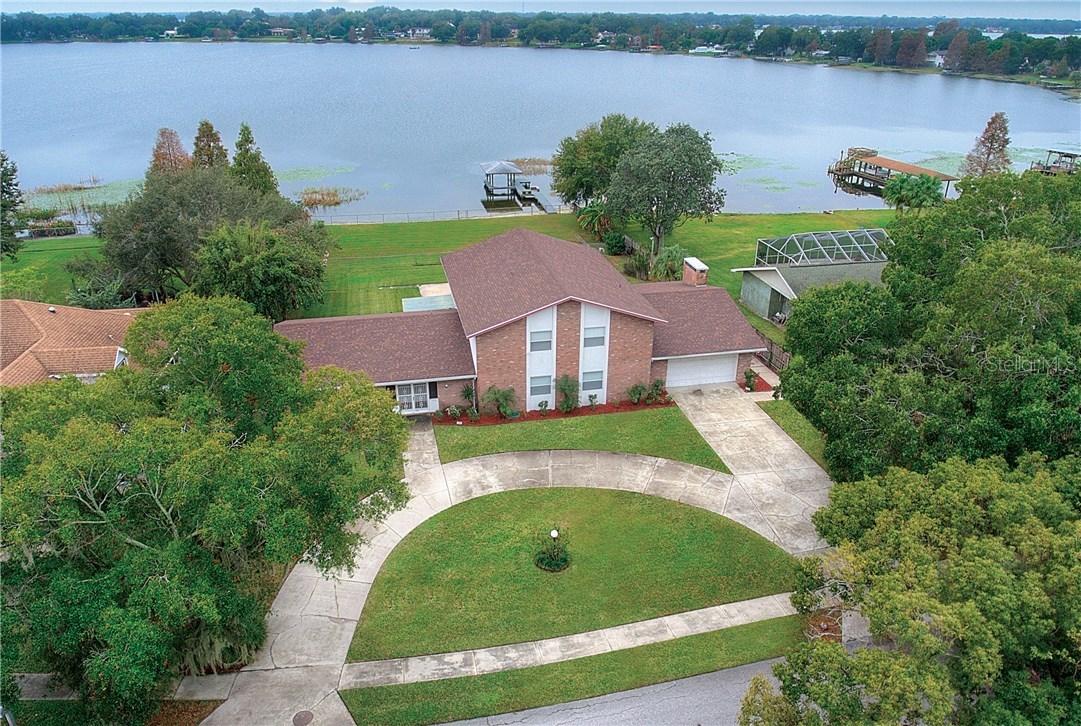 126 Mirror Ln., Winter Haven, FL 33881