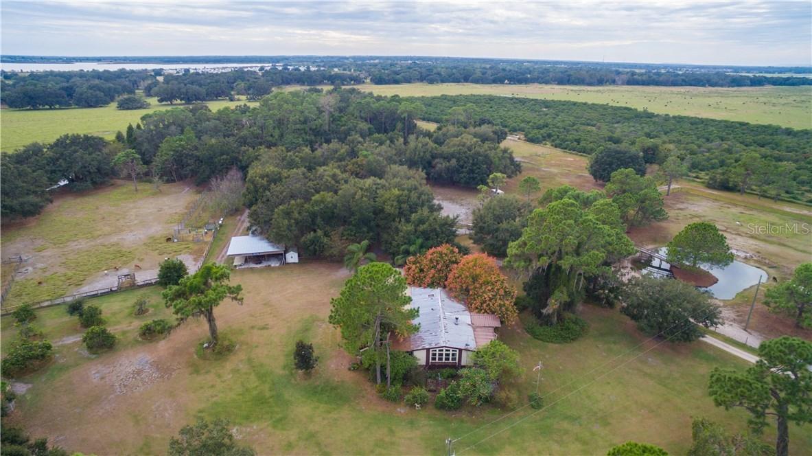 716 Logan Ln., Winter Haven, FL 33880