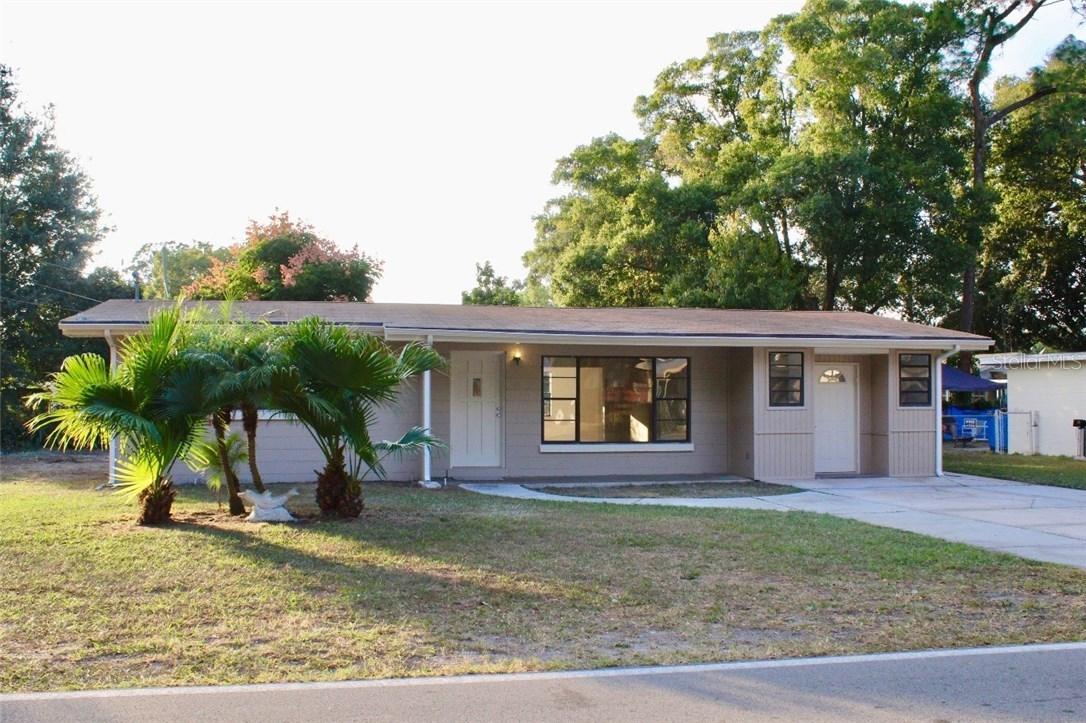717 Crestwood Dr., Winter Haven, FL 33881