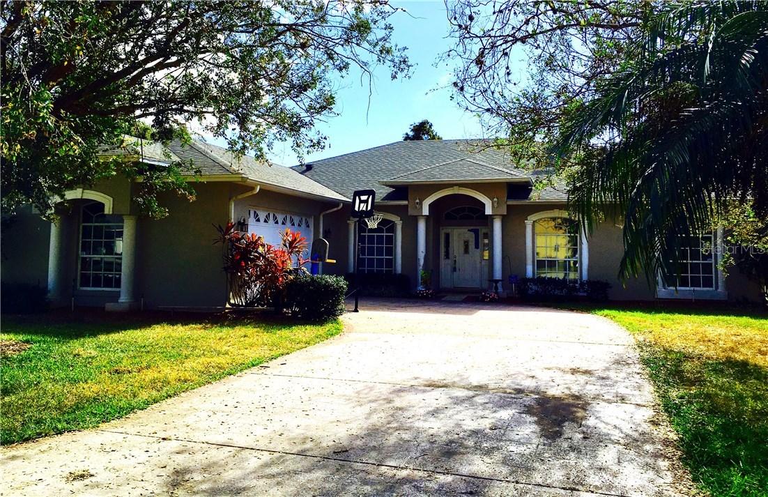 2138 Arietta Point Ct., Auburndale, FL 33823