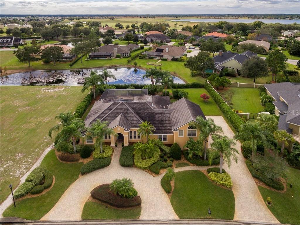 221 Mclean Point, Winter Haven, FL 33884