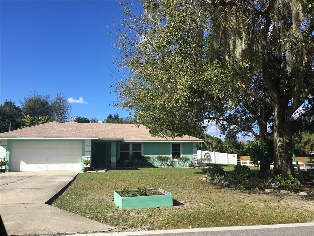 827 N 3rd St., Eagle Lake, FL 33839