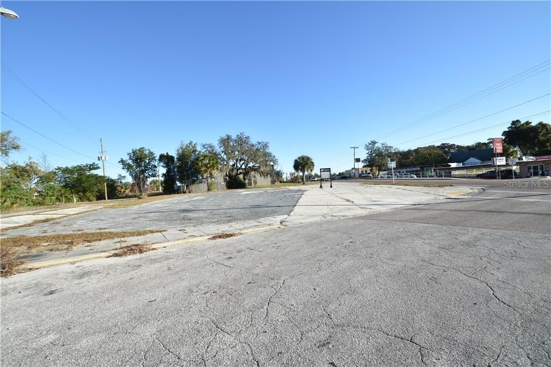 107 Us Hwy 17 92, Davenport, FL 33837