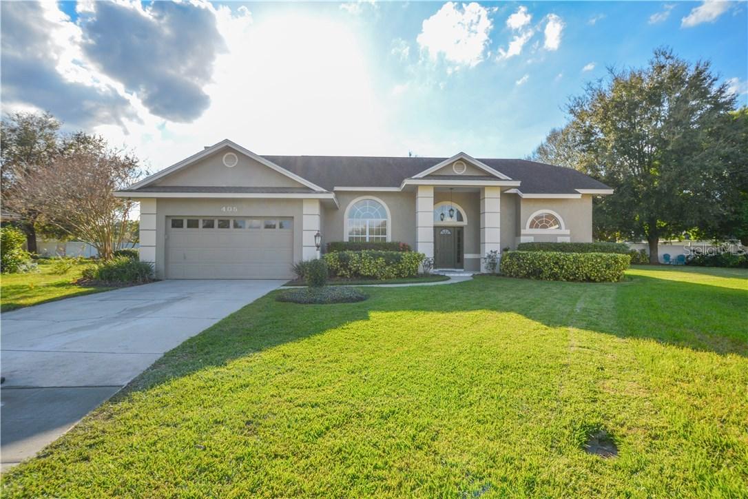 405 Valley Ct., Winter Haven, FL 33884