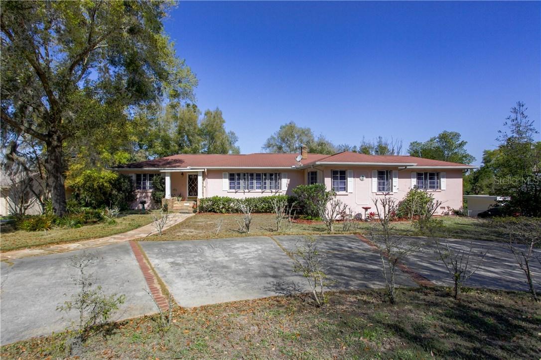 961 Campbell Ave, Lake Wales, FL 33853