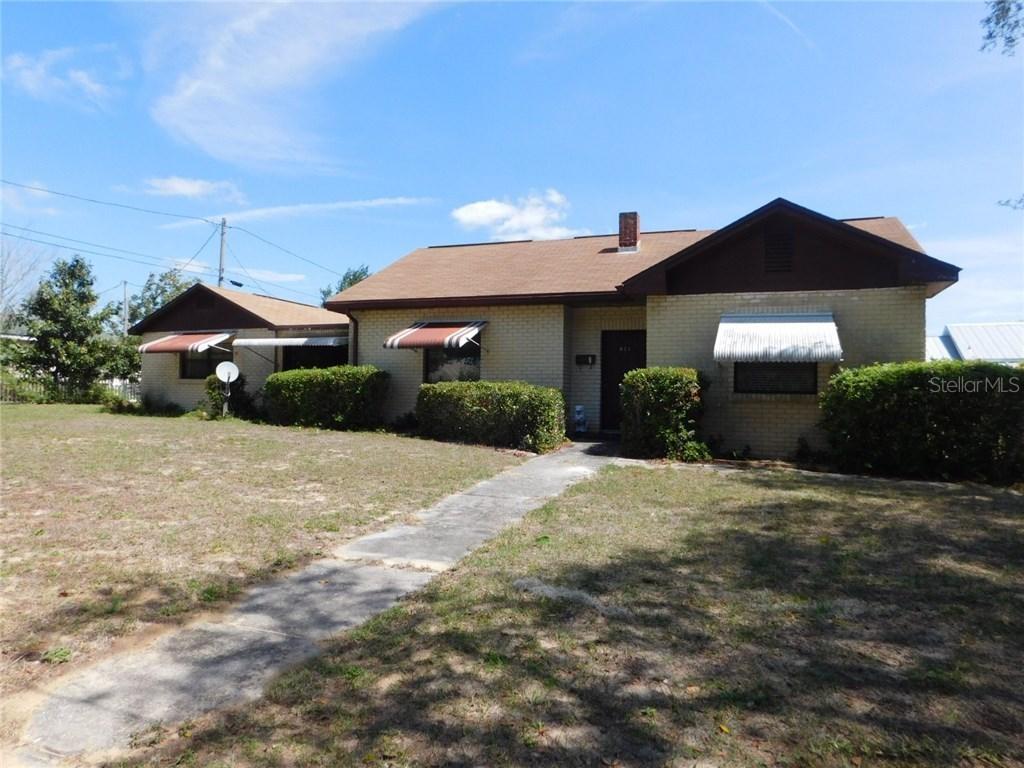 611 S 10th St., Lake Wales, FL 33853