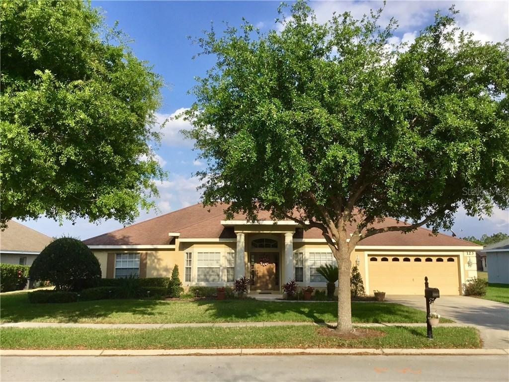 123 Costa Loop, Auburndale, FL 33823