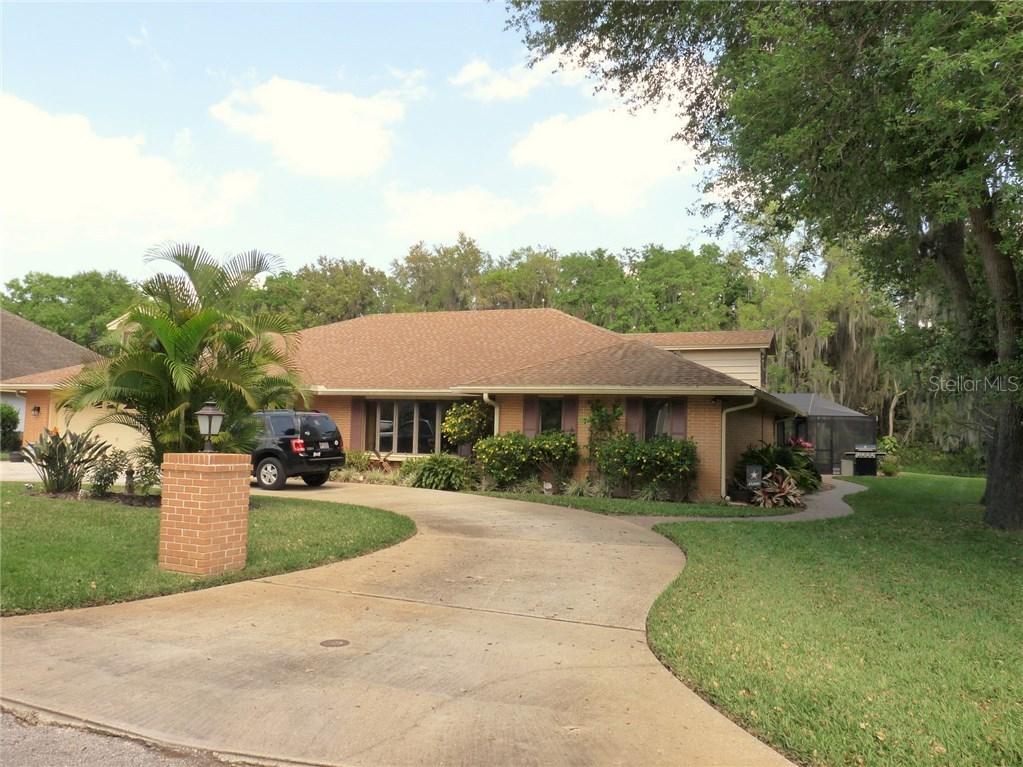 10 Bridgewater Dr., Winter Haven, FL 33884