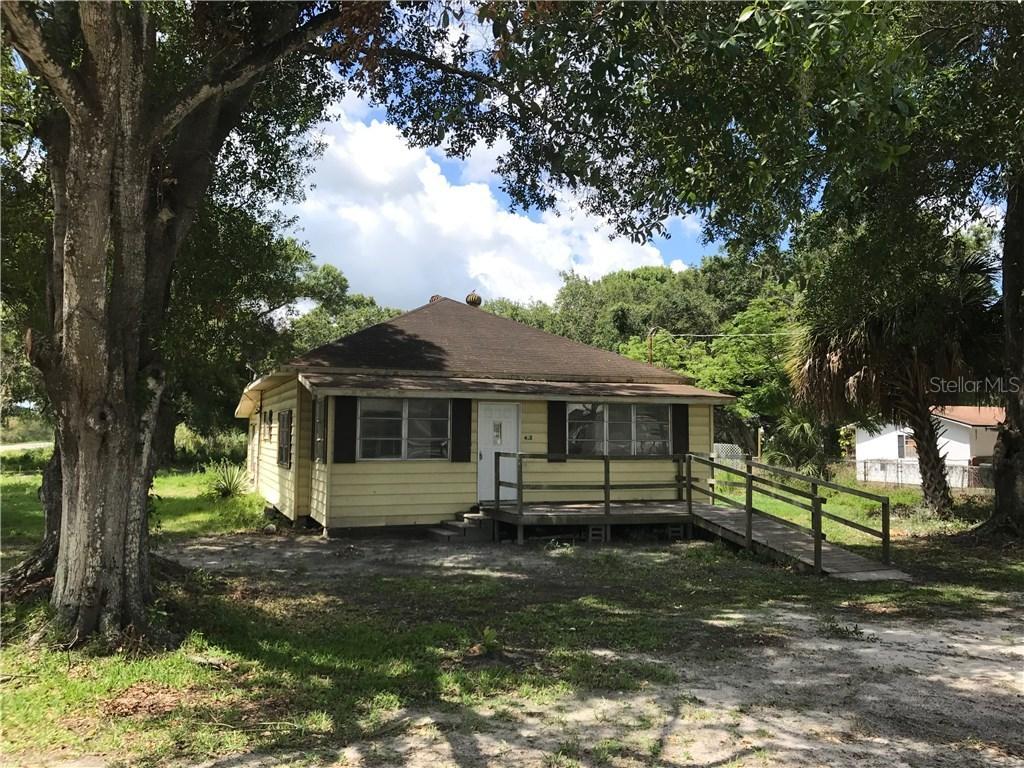 415 Orange St., Bradley, FL 33835