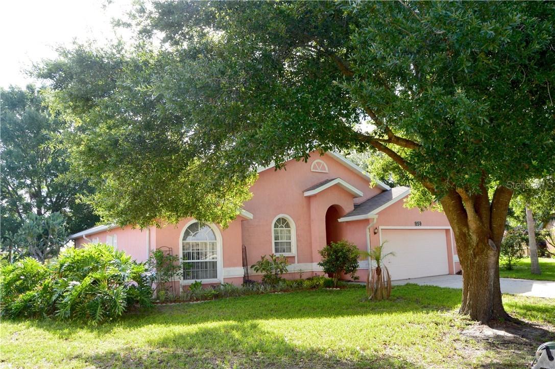 859 Hunt Cir., Lake Wales, FL 33853