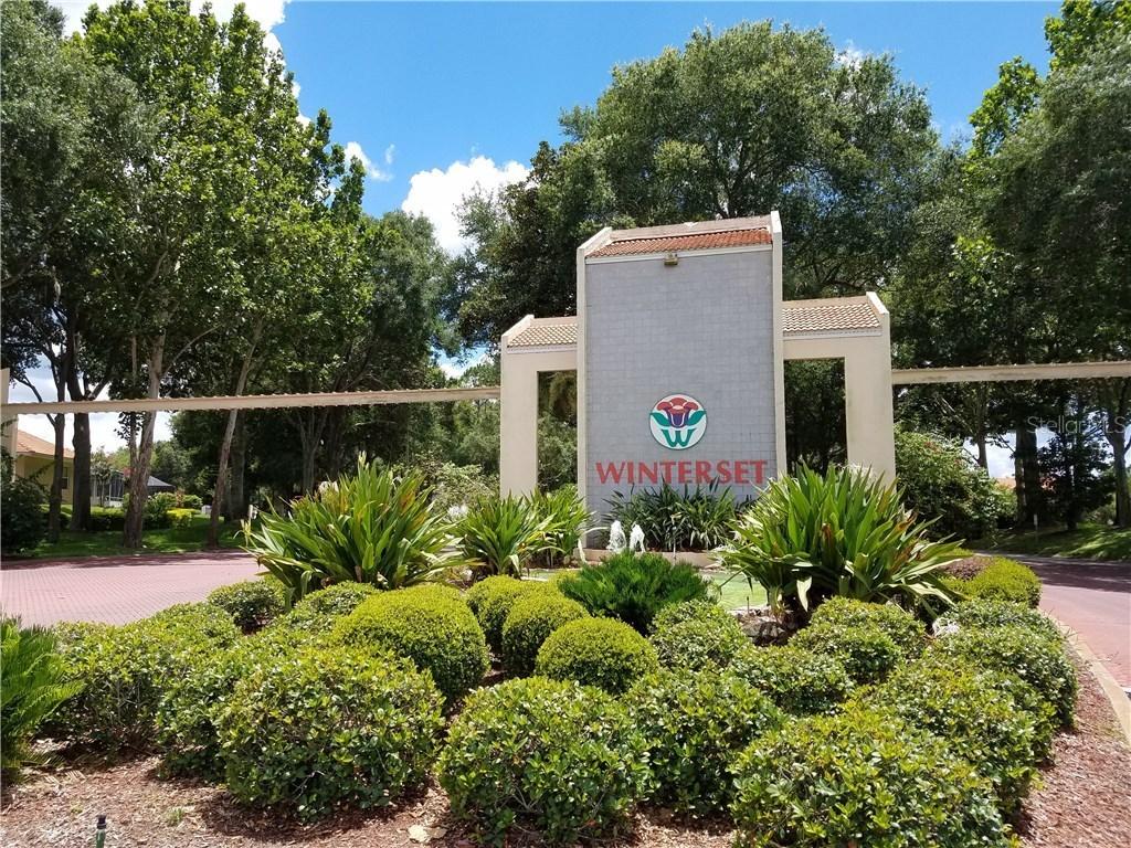 411 Laurel Cove Way, Winter Haven, FL 33884