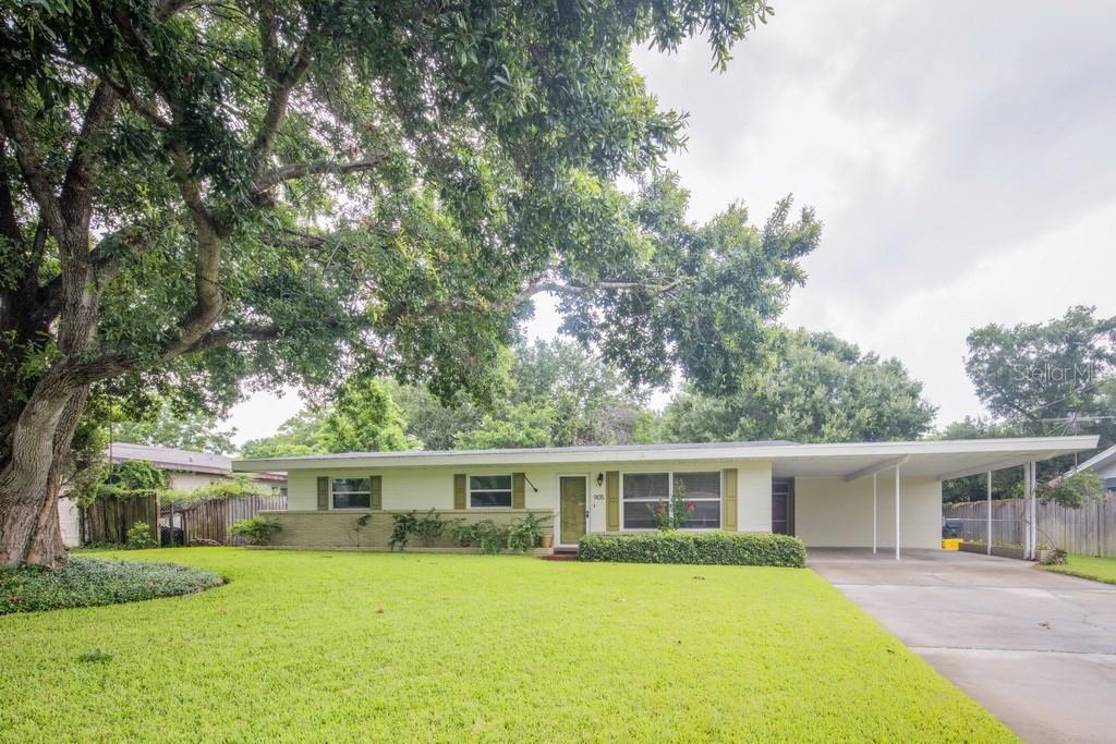 905 Avenue V, Winter Haven, FL 33880