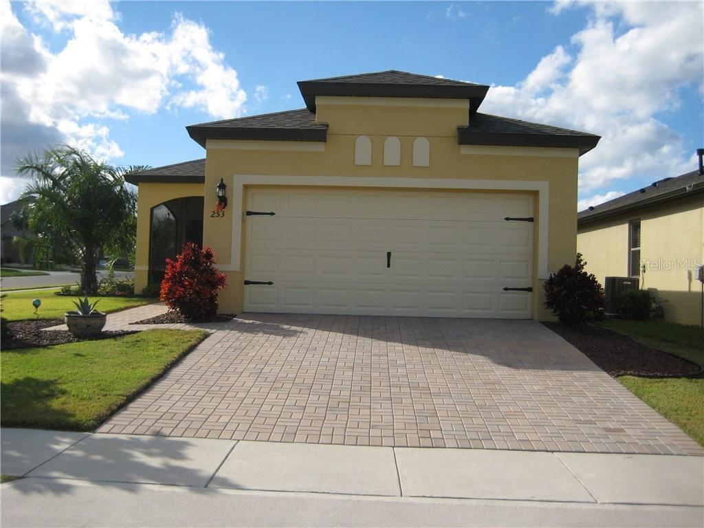 253 Almeria Way, Davenport, FL 33837