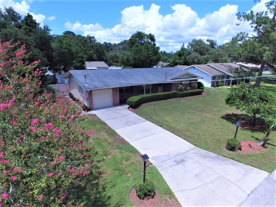 212 Shore Loop, Winter Haven, FL 33884