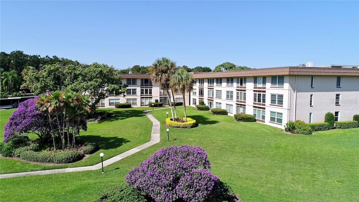 333 Lake Howard Dr. #301A, Winter Haven, FL 33880