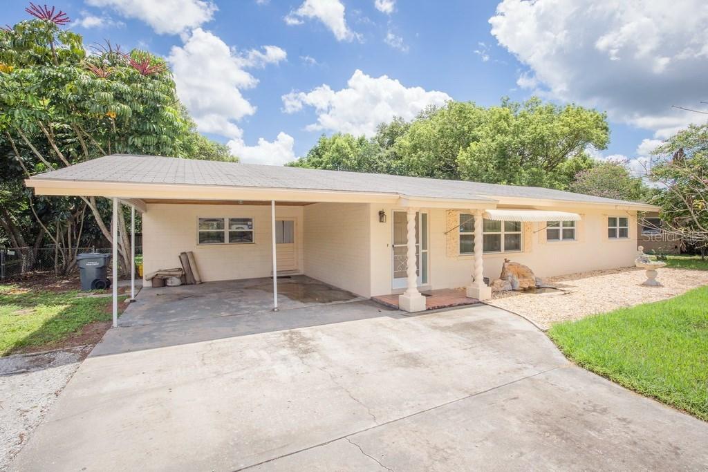 2561 14th St., Winter Haven, FL 33884